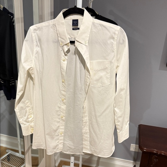 GAP Kids Cream Button-Down Shirt - Picture 1 of 3